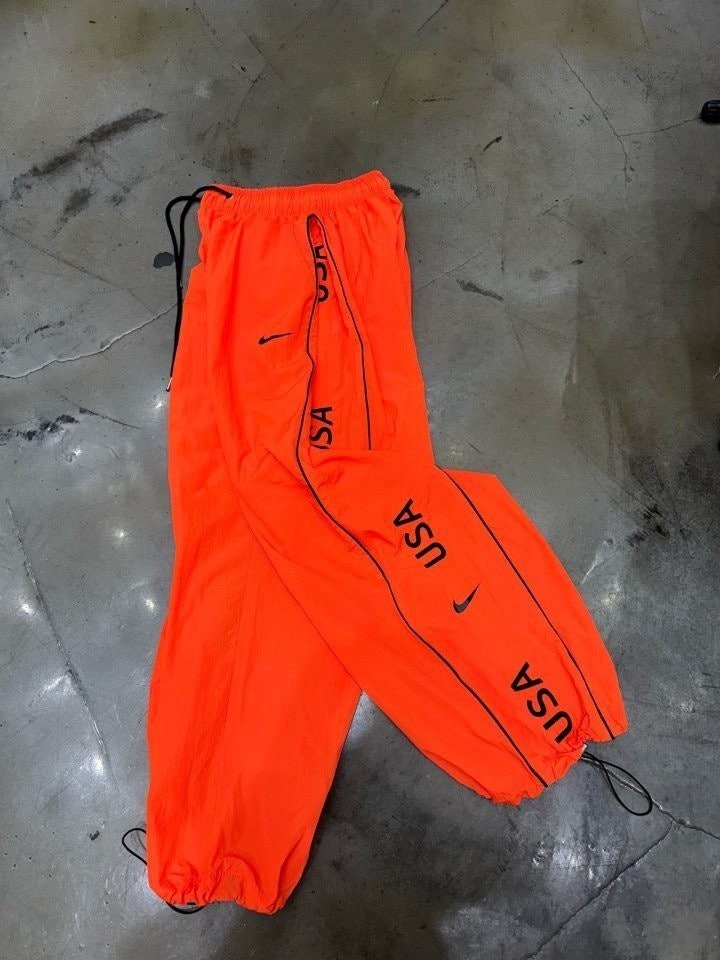 j_bibUd018svcwf0xkvw5salk_gkpeiv.jpg j_bibUd018svcwf0xkvw5salk_gkpeiv.jpg