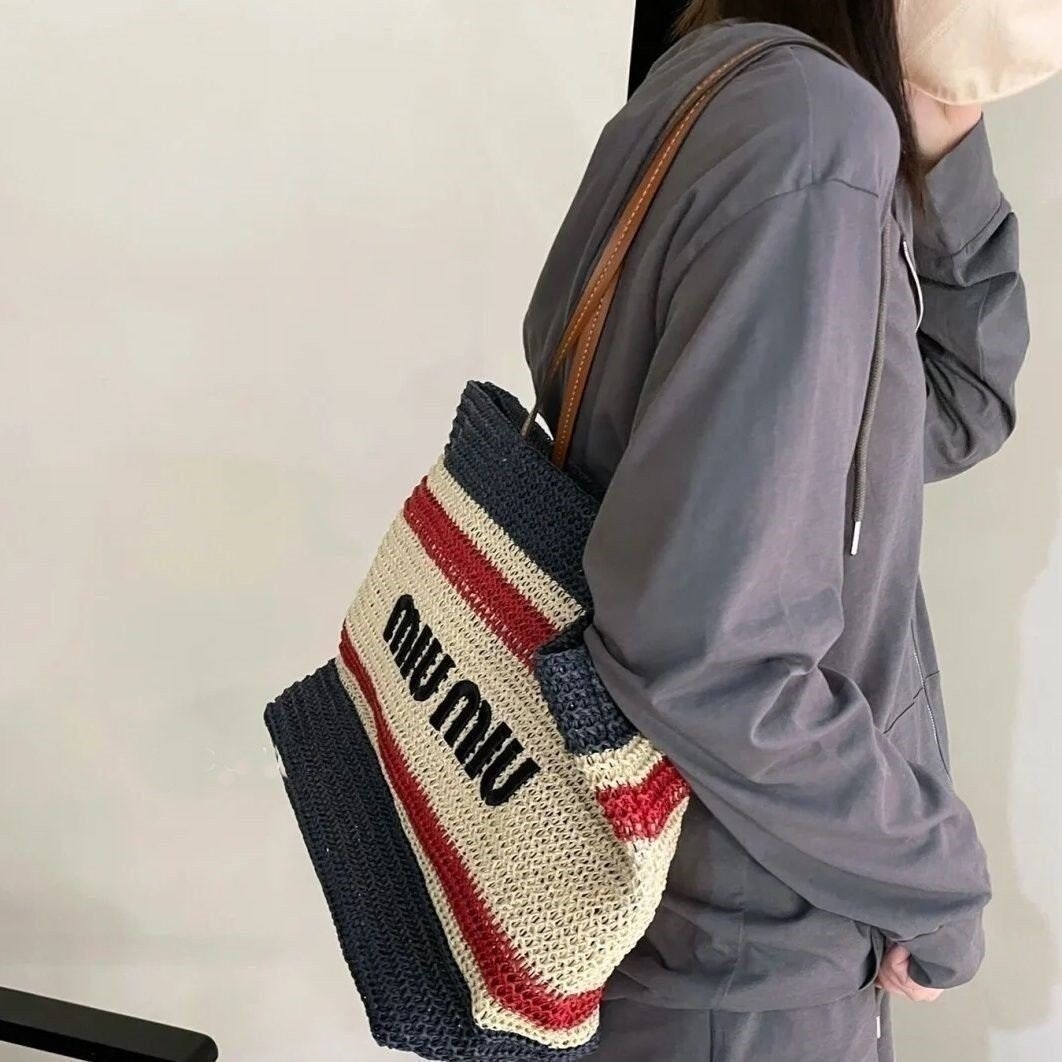 h_3hcUd018svc1lamfkp9ywa00_uebtiq.jpg h_3hcUd018svc1lamfkp9ywa00_uebtiq.jpg