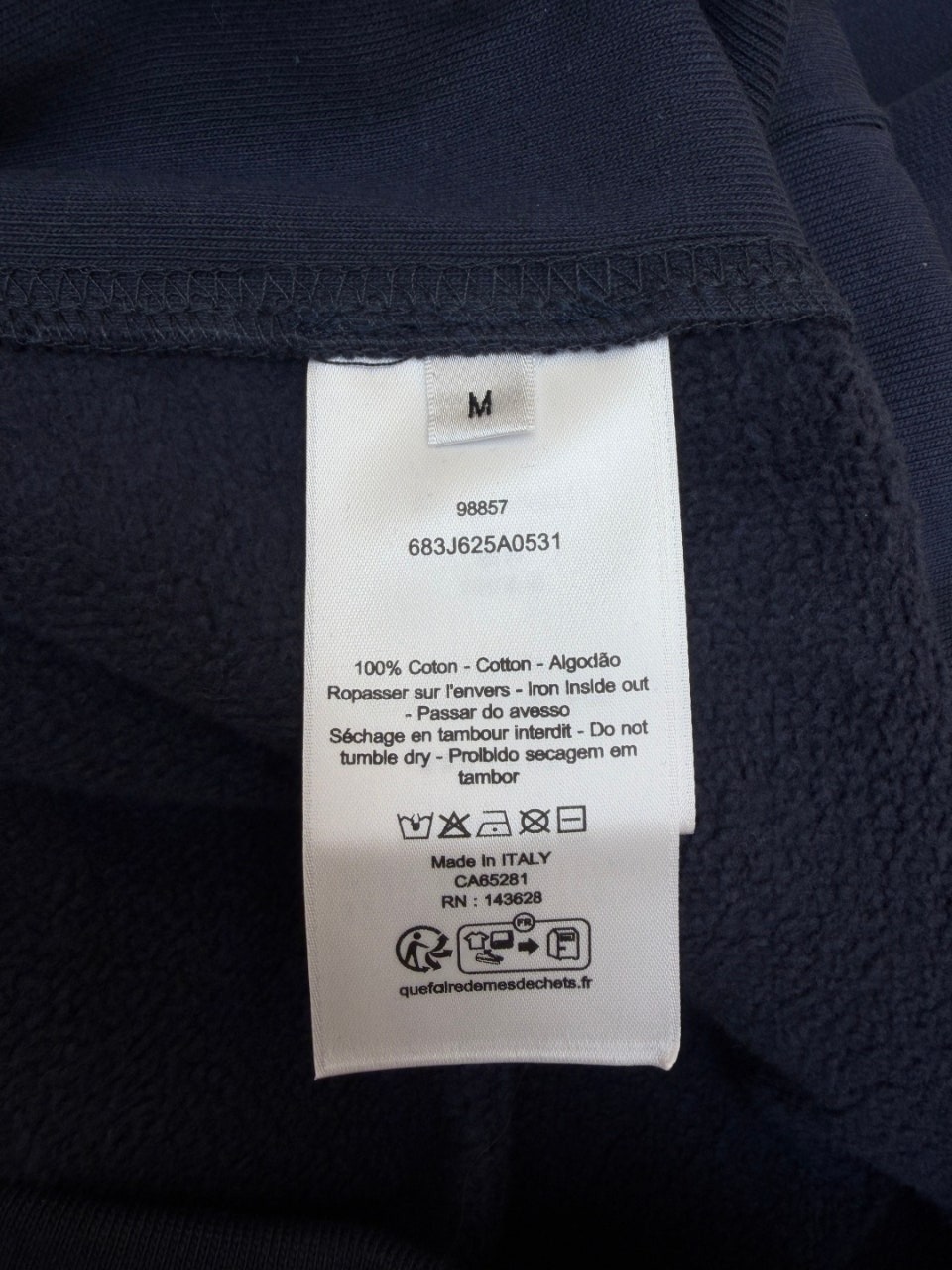 a_974Ud018svc1e8uxd6s24uvk_uebtiq.jpg a_974Ud018svc1e8uxd6s24uvk_uebtiq.jpg