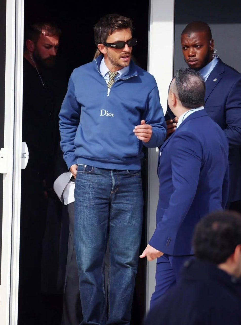 9_274Ud018svc8fkcjqj2er2i_uebtiq.jpg 9_274Ud018svc8fkcjqj2er2i_uebtiq.jpg