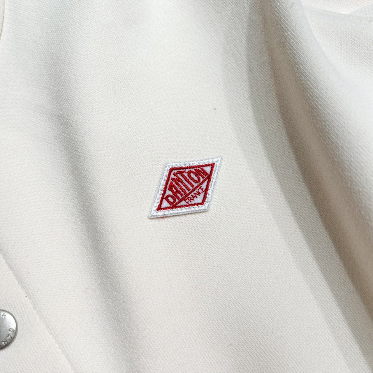 h_ibcUd018svcddp5spyzof2e_ufjcyw.jpg h_ibcUd018svcddp5spyzof2e_ufjcyw.jpg