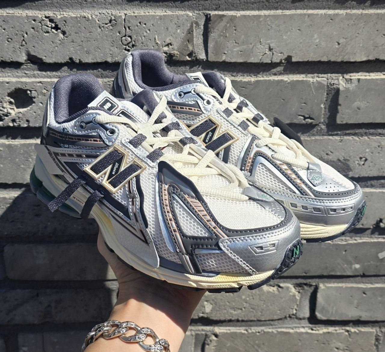 e_ch4Ud018svc1f42mm46o5n89_413zjm.jpg e_ch4Ud018svc1f42mm46o5n89_413zjm.jpg