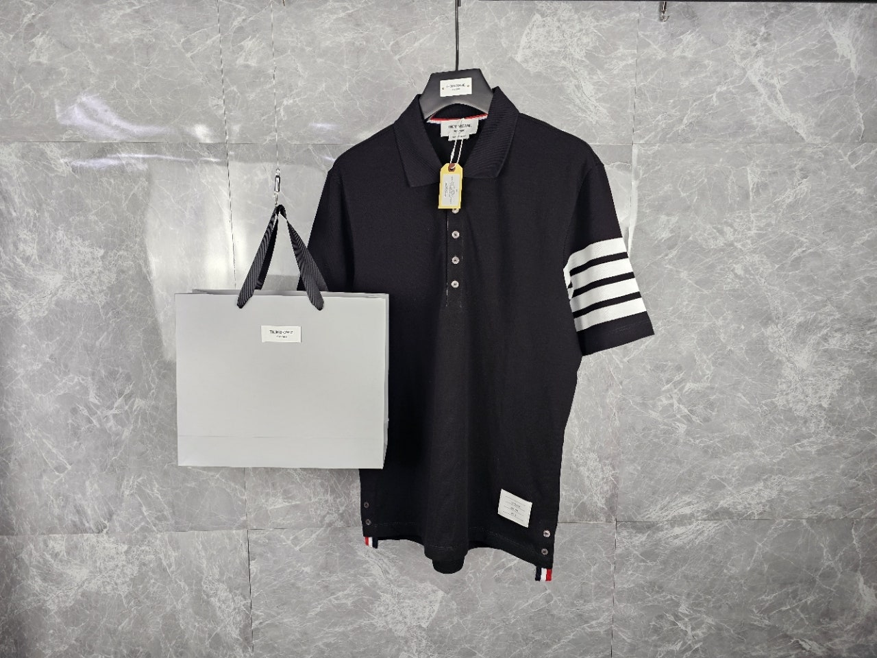 9_60bUd018svca7i4guorg4a1_snwgnf.jpg 9_60bUd018svca7i4guorg4a1_snwgnf.jpg