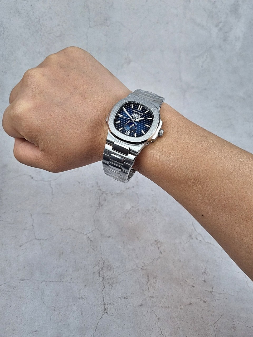 h_839Ud018svc3g2l5duzyajb_tzn7c2.jpg h_839Ud018svc3g2l5duzyajb_tzn7c2.jpg