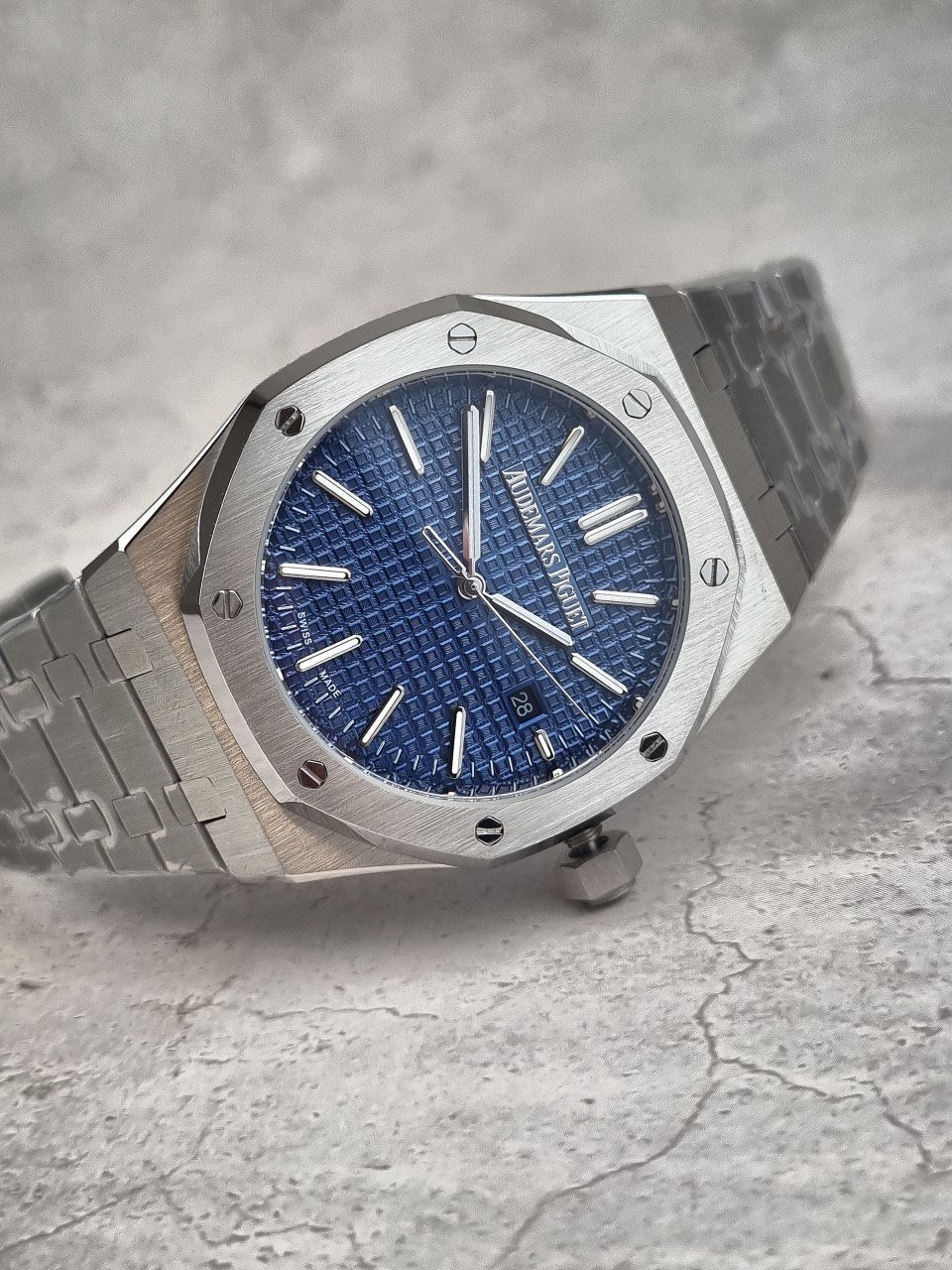 4_23aUd018svc169ezriehlbwa_tzn7c2.jpg 4_23aUd018svc169ezriehlbwa_tzn7c2.jpg