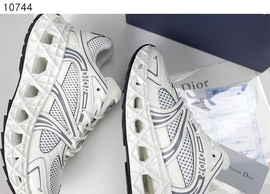 h_fjgUd018svc221qx2kd2nmn_evzsoc.jpg h_fjgUd018svc221qx2kd2nmn_evzsoc.jpg