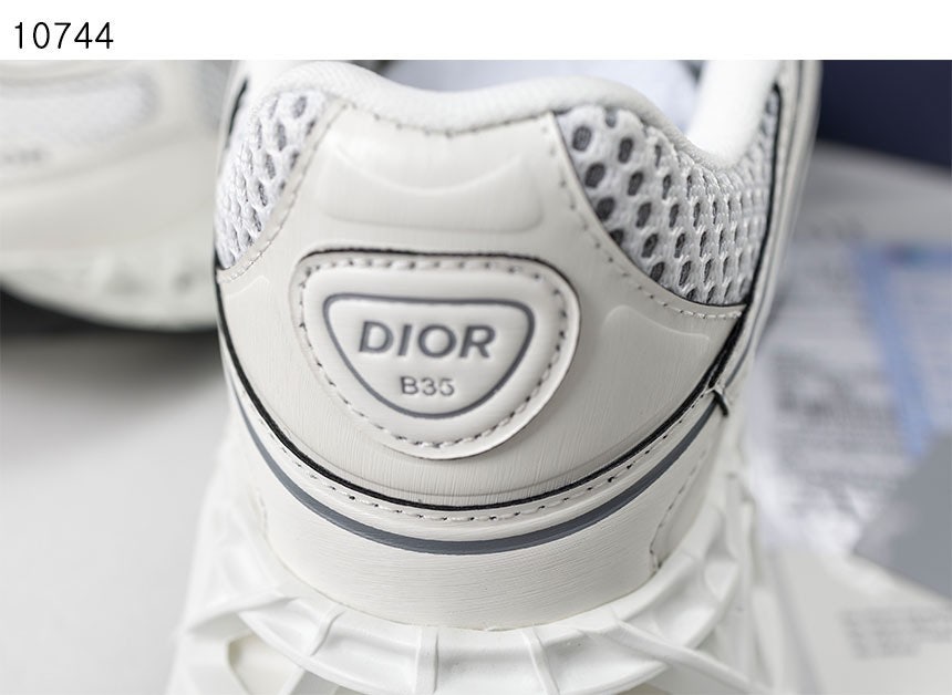 h_ajgUd018svcjlsx8t77vr2w_evzsoc.jpg h_ajgUd018svcjlsx8t77vr2w_evzsoc.jpg