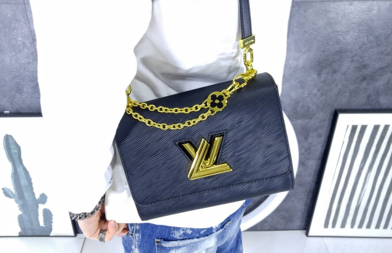 b_5a2Ud018svc1cgpv2cw8nsfo_413zjm.jpg b_5a2Ud018svc1cgpv2cw8nsfo_413zjm.jpg