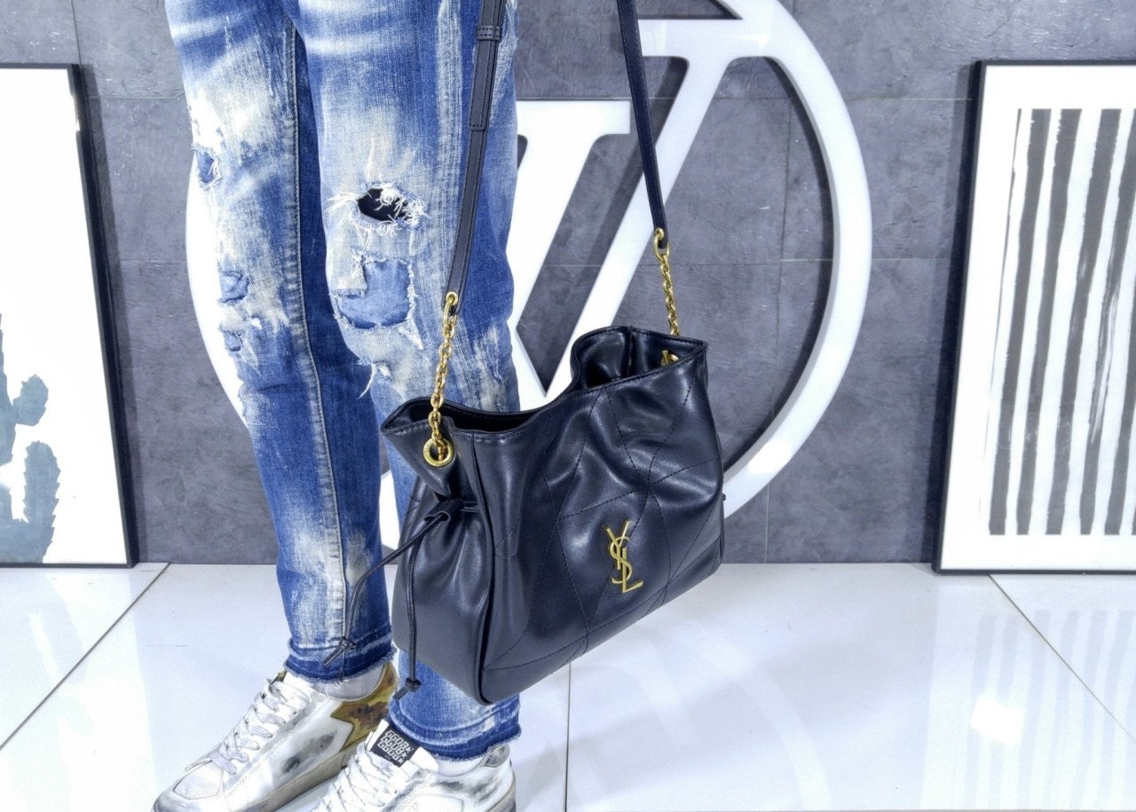 b_e94Ud018svchvced0qn6vhk_413zjm.jpg b_e94Ud018svchvced0qn6vhk_413zjm.jpg