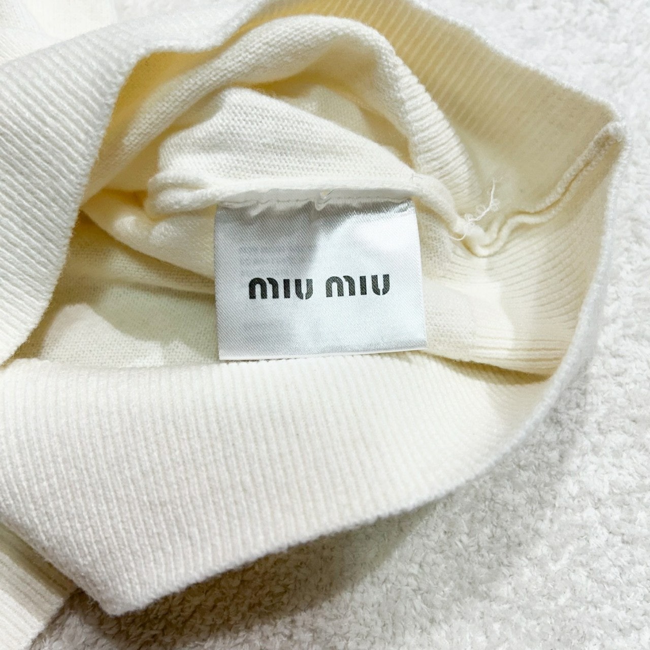 j_gh3Ud018svc1lt4x5cqjvvst_uebtiq.jpg j_gh3Ud018svc1lt4x5cqjvvst_uebtiq.jpg