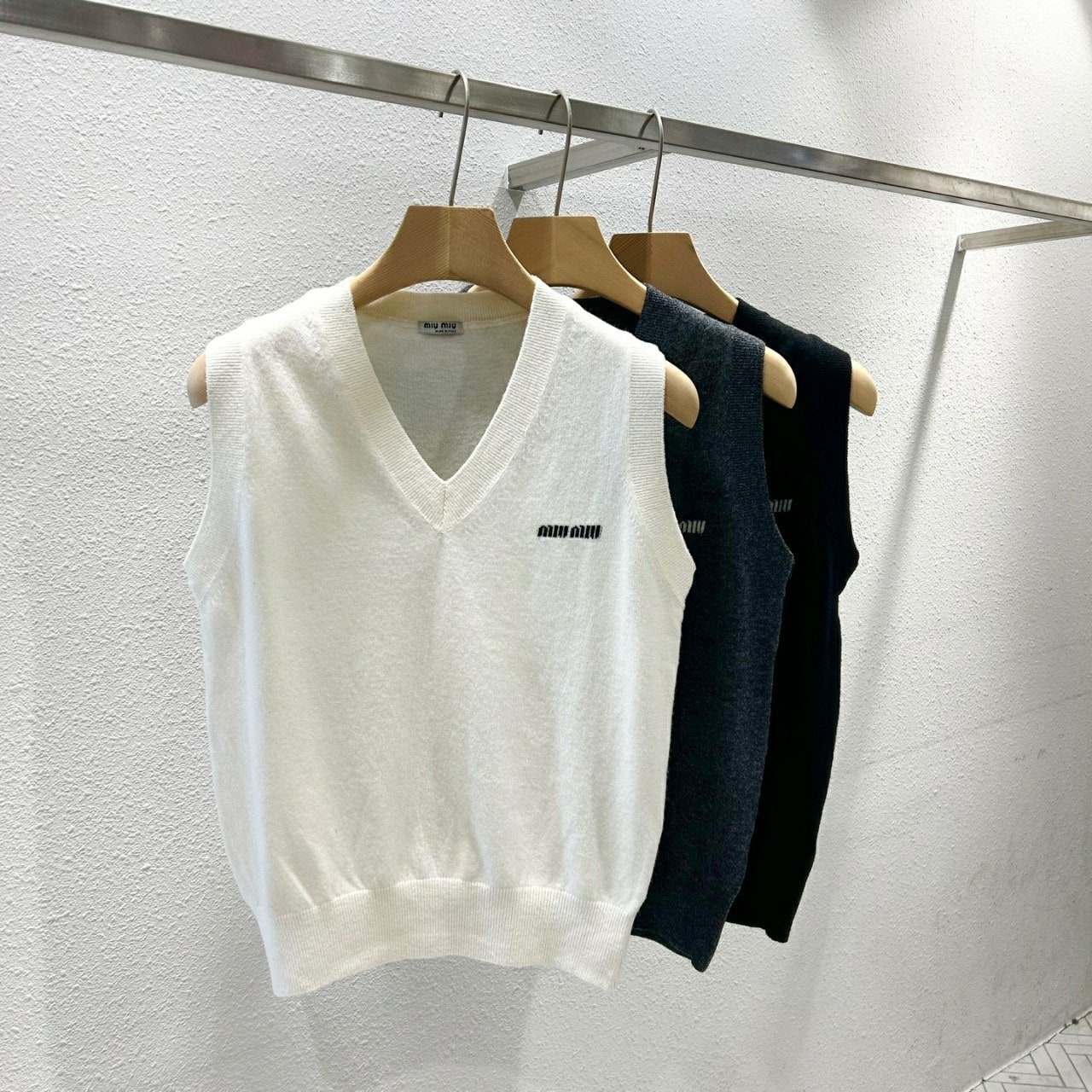 j_3h3Ud018svc1b69q69ar0cwj_uebtiq.jpg j_3h3Ud018svc1b69q69ar0cwj_uebtiq.jpg