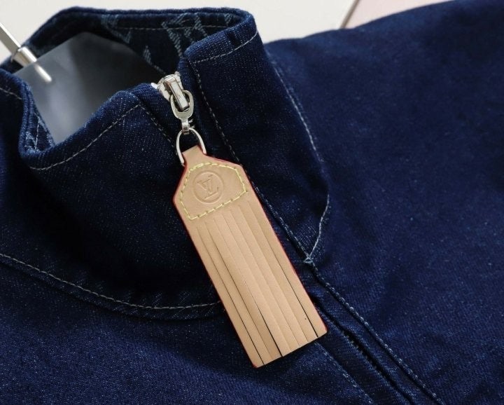 2_5h6Ud018svc1djs8uxa8zjh0_uebtiq.jpg 2_5h6Ud018svc1djs8uxa8zjh0_uebtiq.jpg