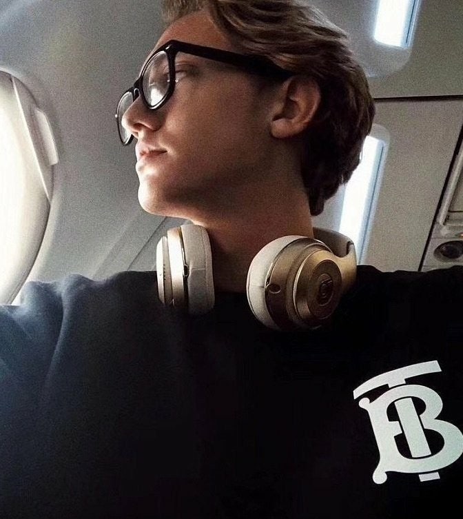 0_3j1Ud018svc1nhewtp8pgall_uebtiq.jpg 0_3j1Ud018svc1nhewtp8pgall_uebtiq.jpg