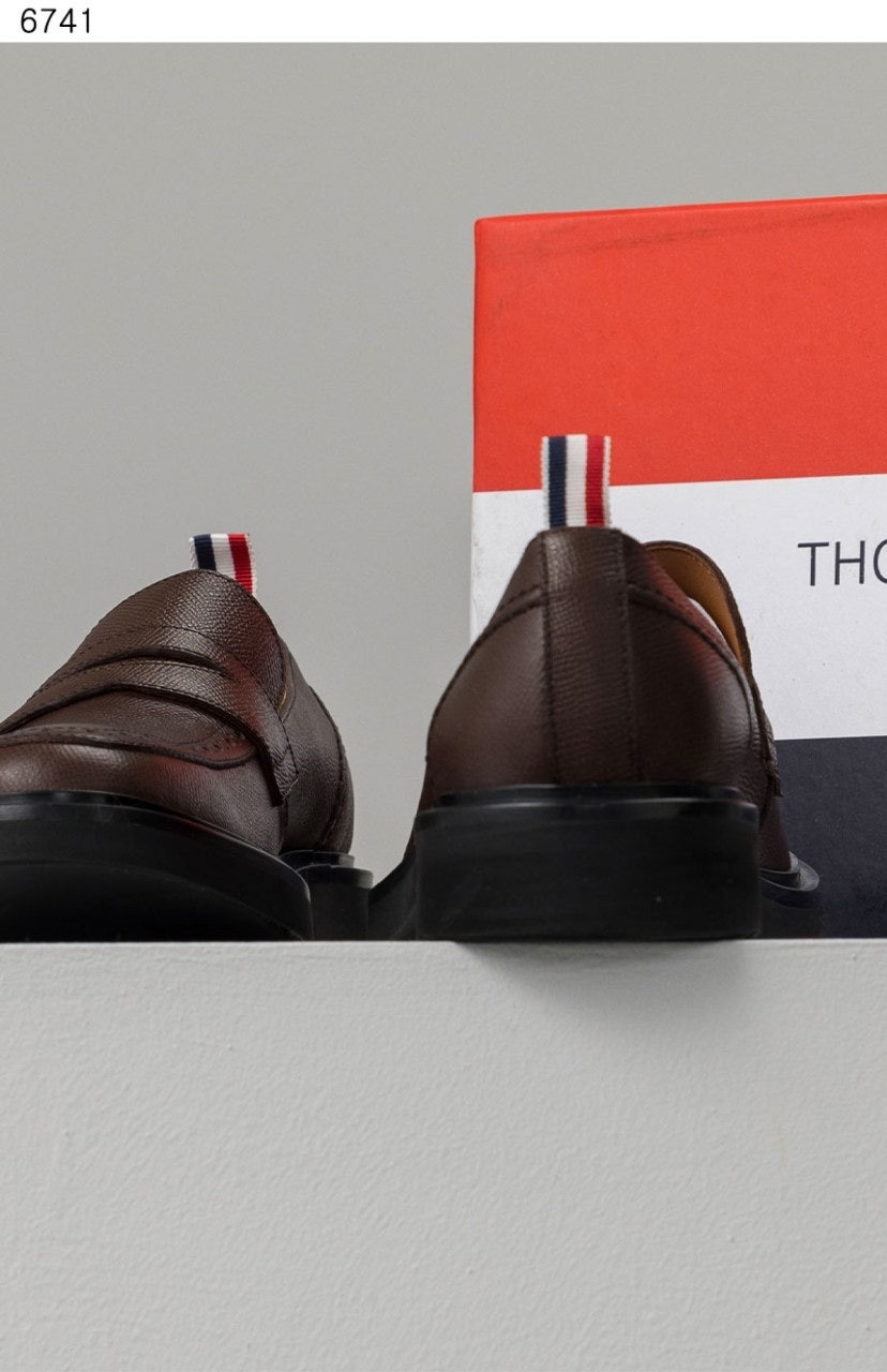 a_c06Ud018svcqsa5h3saapvp_evzsoc.jpg a_c06Ud018svcqsa5h3saapvp_evzsoc.jpg