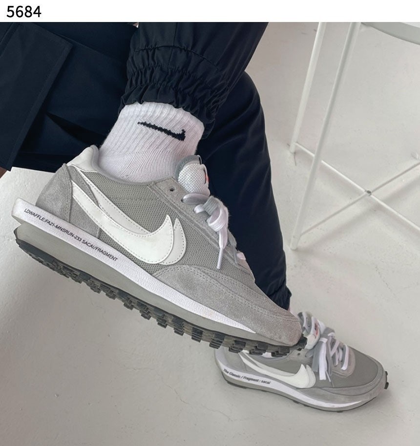 d_12cUd018svcl5yqr3c33wwn_evzsoc.jpg d_12cUd018svcl5yqr3c33wwn_evzsoc.jpg