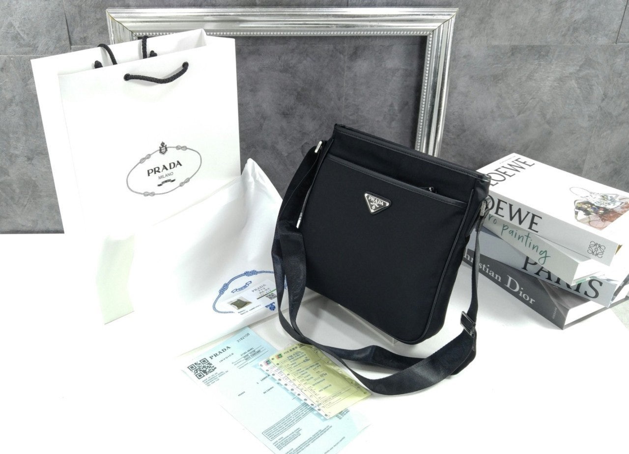 c_b3hUd018svc117scgbgbm9g3_413zjm.jpg c_b3hUd018svc117scgbgbm9g3_413zjm.jpg