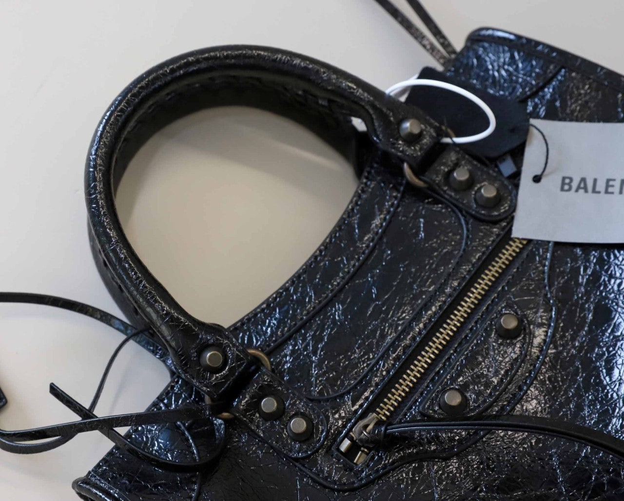 2_a9hUd018svc6ew1f9kno0qd_ew4xzd.jpg 2_a9hUd018svc6ew1f9kno0qd_ew4xzd.jpg