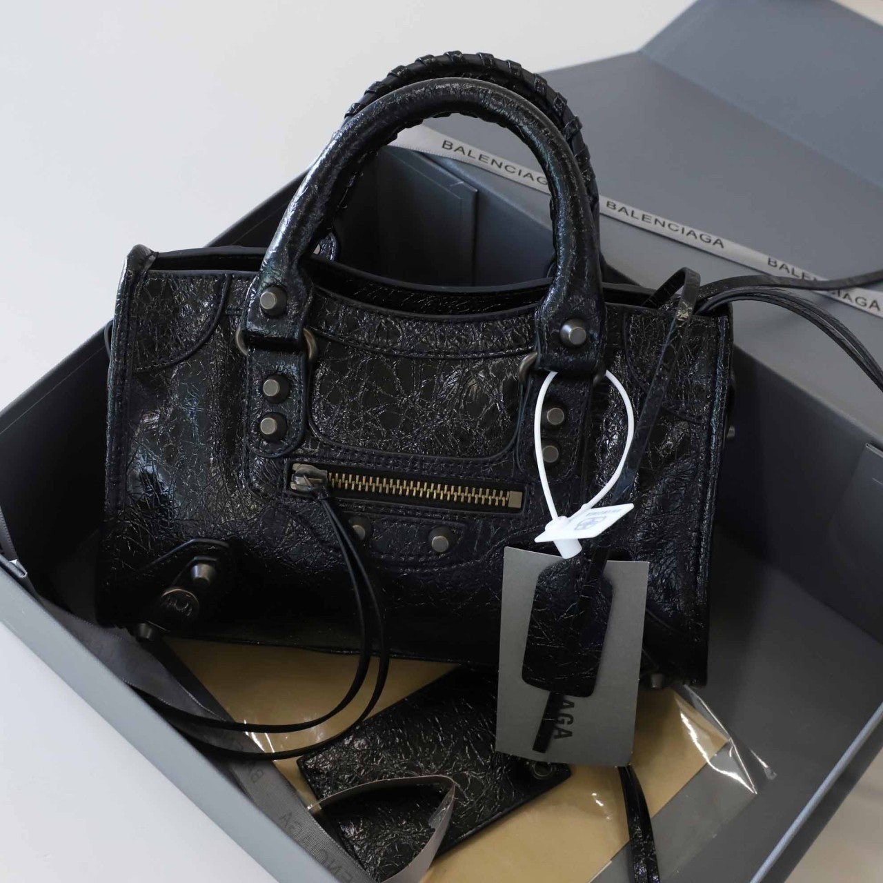 1_i9hUd018svc1wnjwumlbhhq6_ew4xzd.jpg 1_i9hUd018svc1wnjwumlbhhq6_ew4xzd.jpg