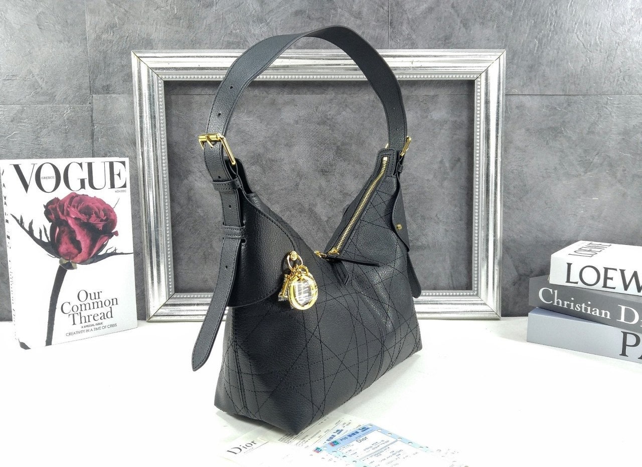 8_98fUd018svcte3wrqcvoval_413zjm.jpg 8_98fUd018svcte3wrqcvoval_413zjm.jpg