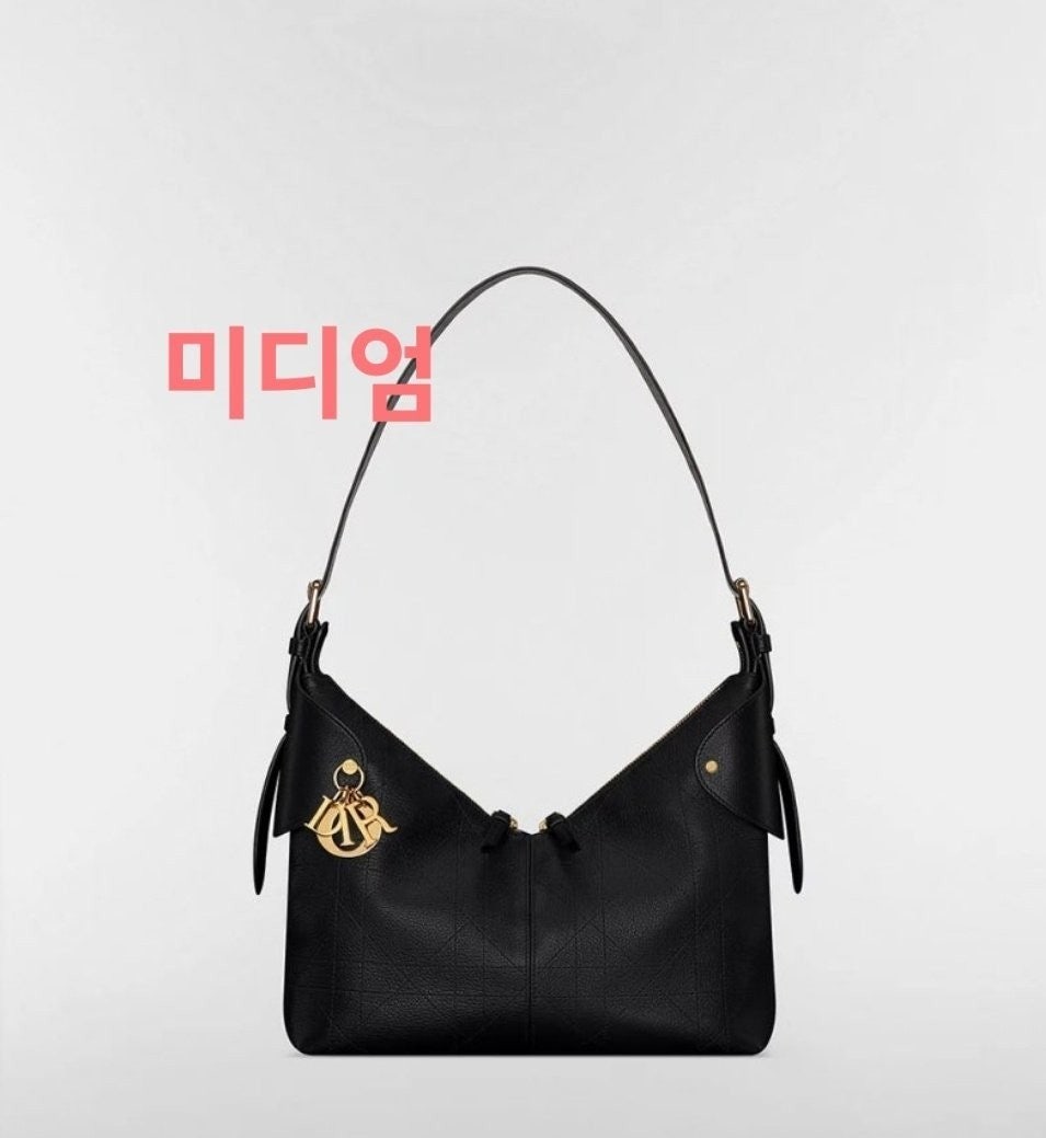 7_e8fUd018svc1nee2xsswy1tg_413zjm.jpg 7_e8fUd018svc1nee2xsswy1tg_413zjm.jpg