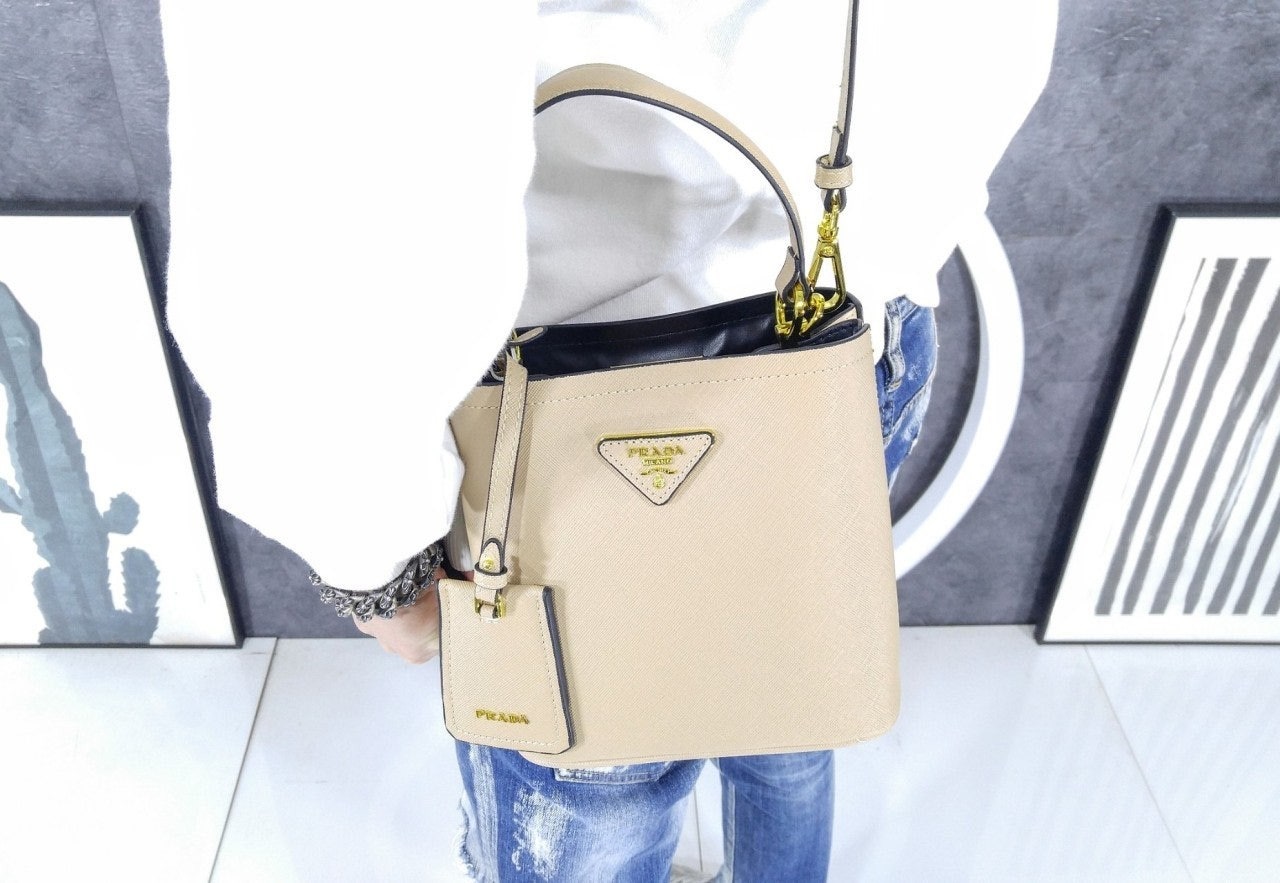 i_7c6Ud018svc1kmque7k5w1k8_413zjm.jpg i_7c6Ud018svc1kmque7k5w1k8_413zjm.jpg