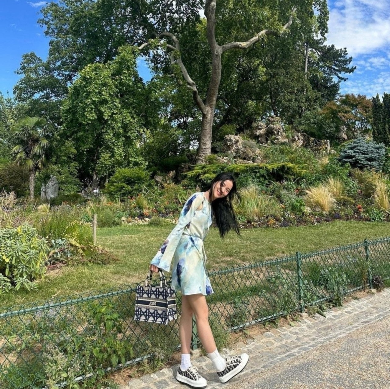 d_7fgUd018svc16k1afcsqx1bk_413zjm.jpg d_7fgUd018svc16k1afcsqx1bk_413zjm.jpg