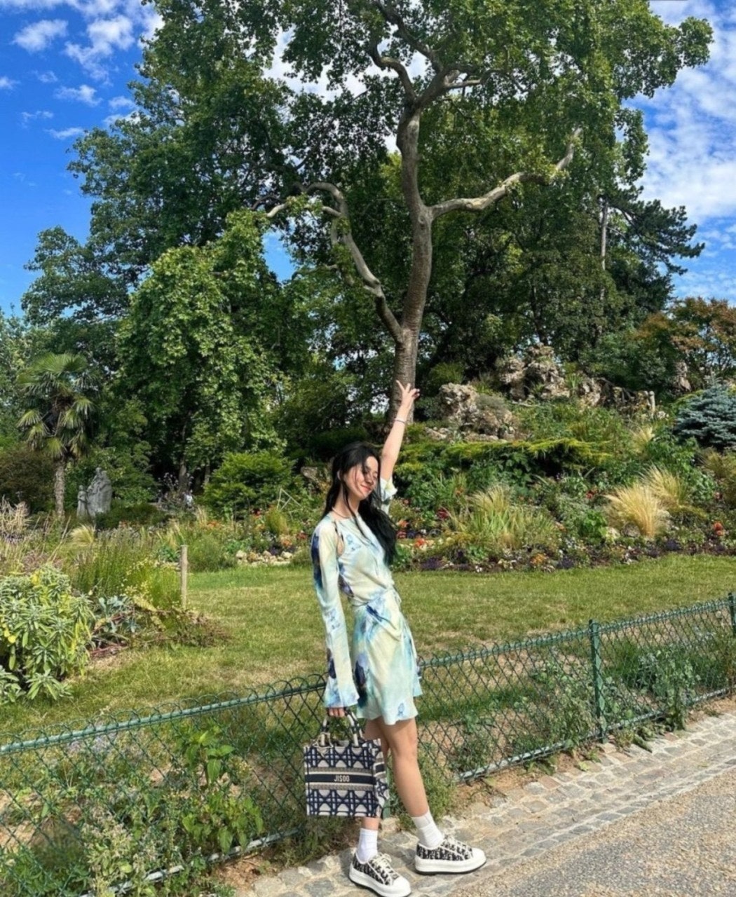 d_9fgUd018svchliritcj9hpa_413zjm.jpg d_9fgUd018svchliritcj9hpa_413zjm.jpg