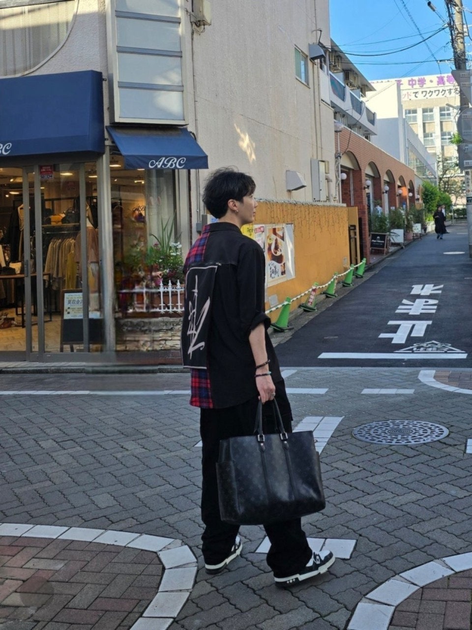 1_ag0Ud018svc8folfpt1cb9f_413zjm.jpg 1_ag0Ud018svc8folfpt1cb9f_413zjm.jpg