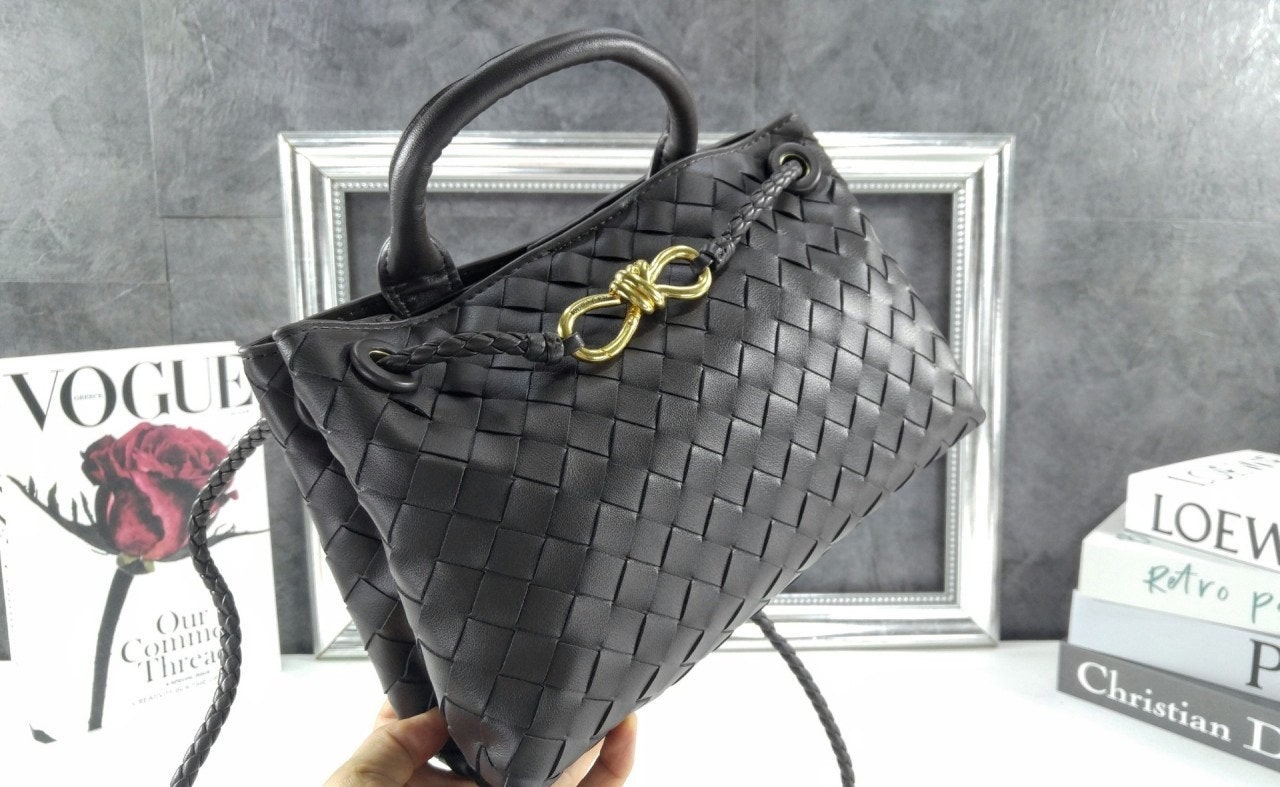 h_0igUd018svc1brdfr06g9xu0_413zjm.jpg h_0igUd018svc1brdfr06g9xu0_413zjm.jpg