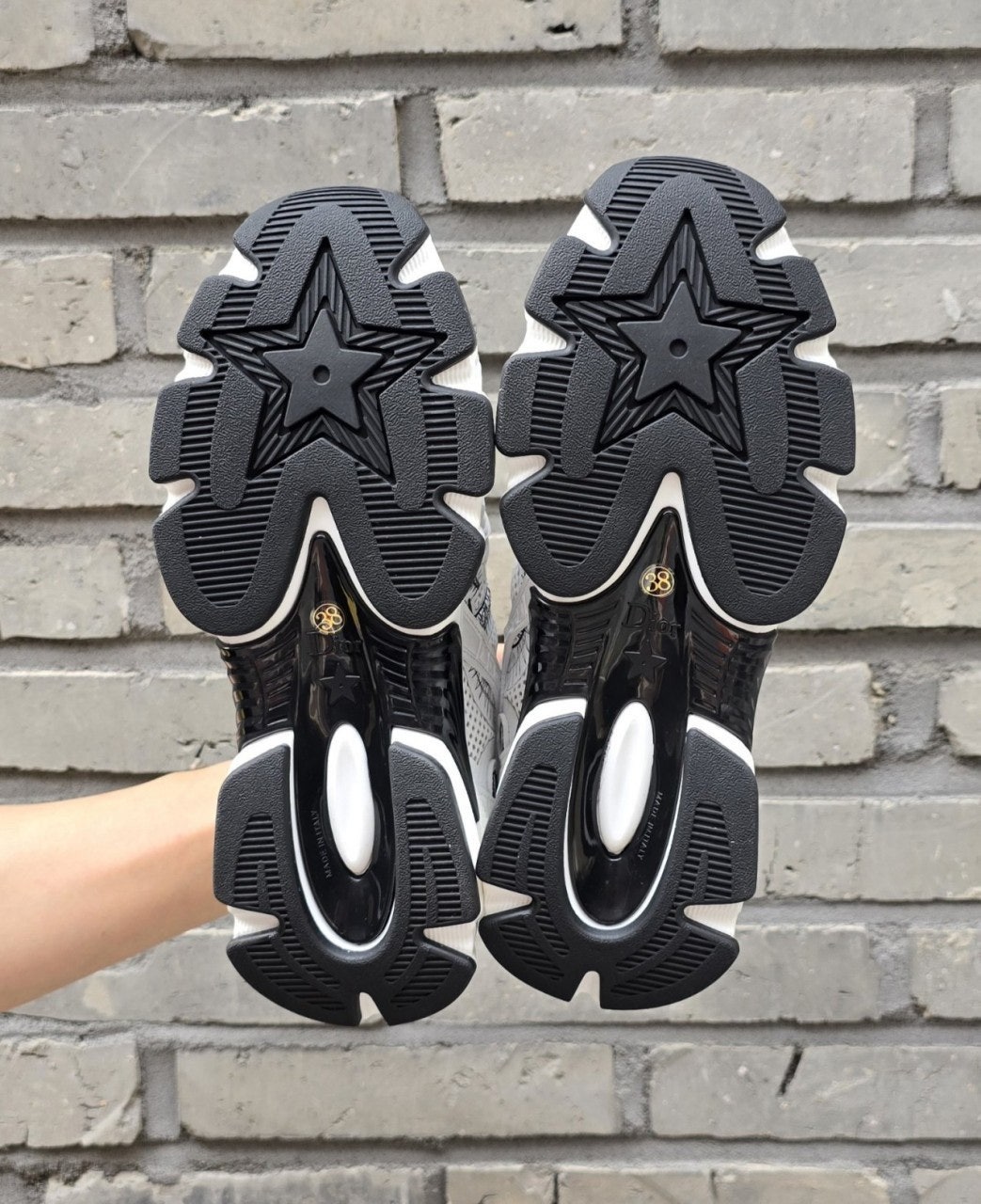 g_8ffUd018svc11am8jzkc2r7k_413zjm.jpg g_8ffUd018svc11am8jzkc2r7k_413zjm.jpg