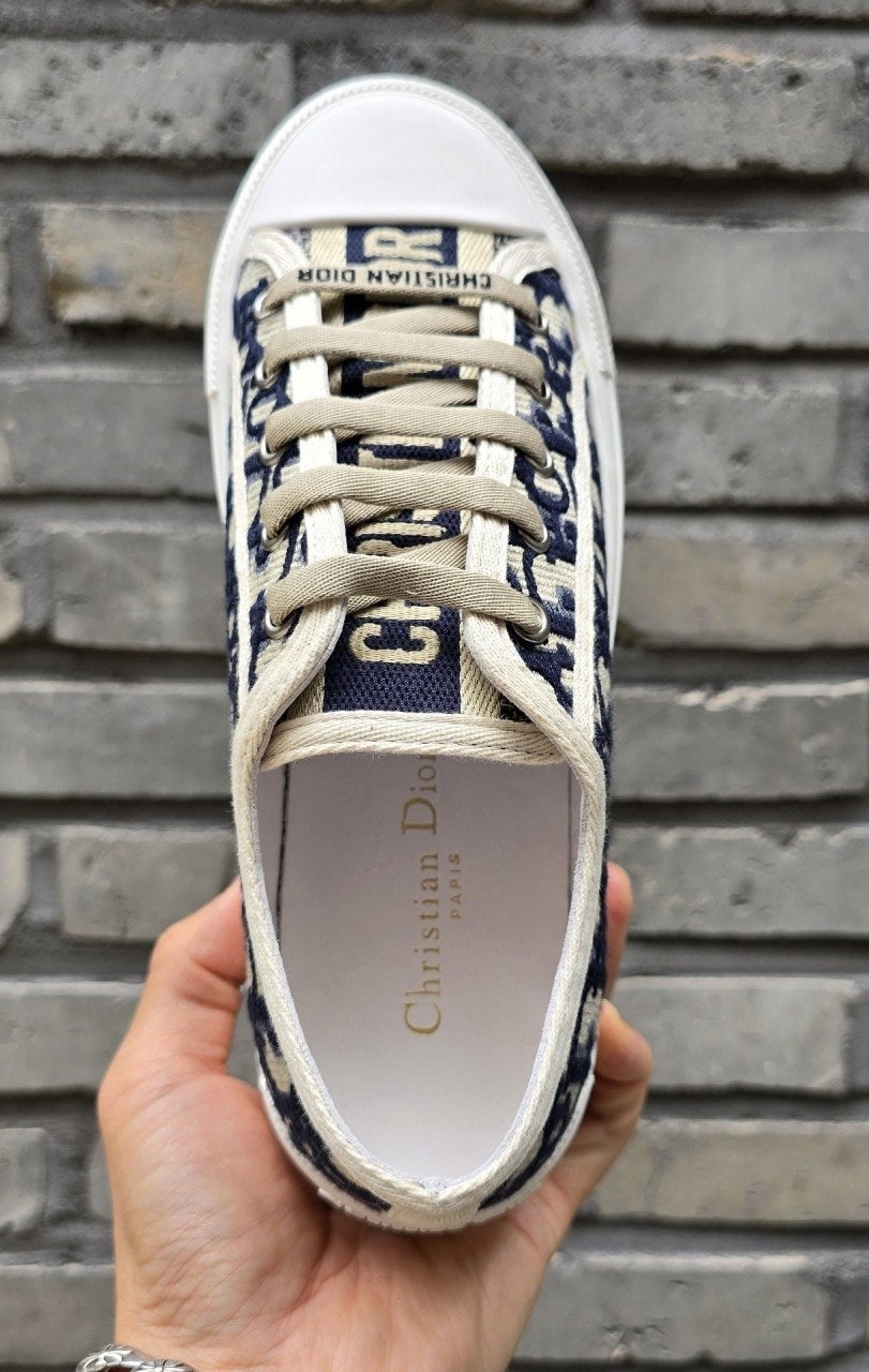 e_5fgUd018svc1fh3ud0u7locg_413zjm.jpg e_5fgUd018svc1fh3ud0u7locg_413zjm.jpg