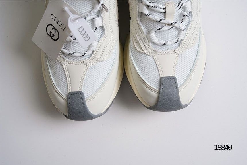 h_h0jUd018svc16tuhlx0q34_x5e342.jpg h_h0jUd018svc16tuhlx0q34_x5e342.jpg