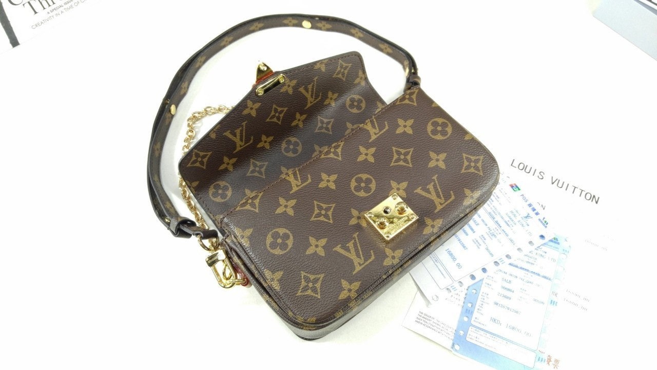 d_a2aUd018svc17t1alnuwshgx_413zjm.jpg