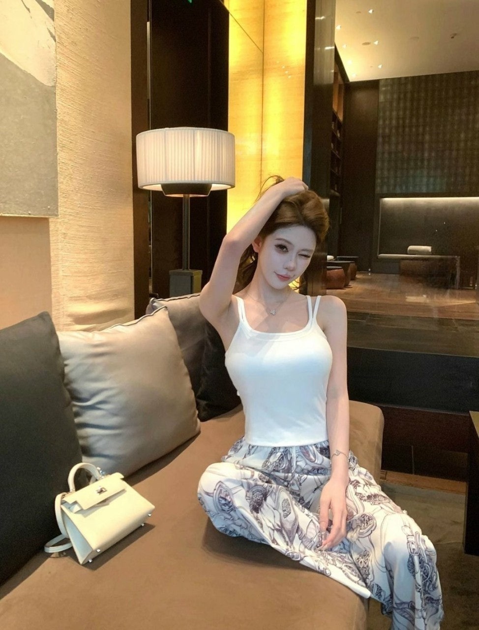 a_g2dUd018svc1dt231u5m962g_4144s3.jpg
