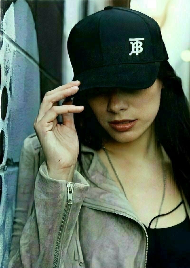j_b5cUd018svc5ivq1gdnm1x5_413zjm.jpg