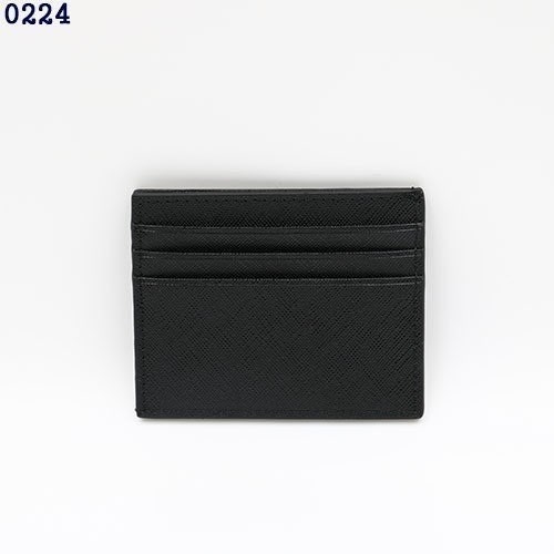 e_a12Ud018svc15g2acrgqfegf_413zjm.jpg
