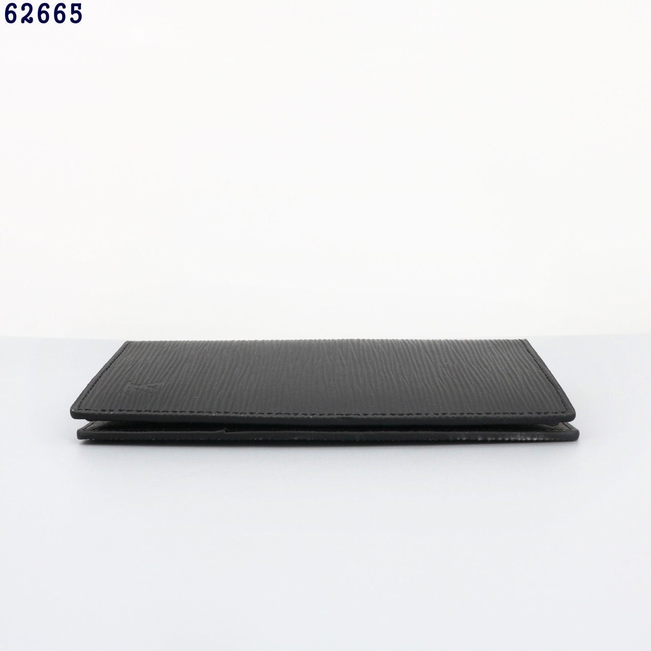 a_10hUd018svc2m6e6xoeq2n3_413zjm.jpg