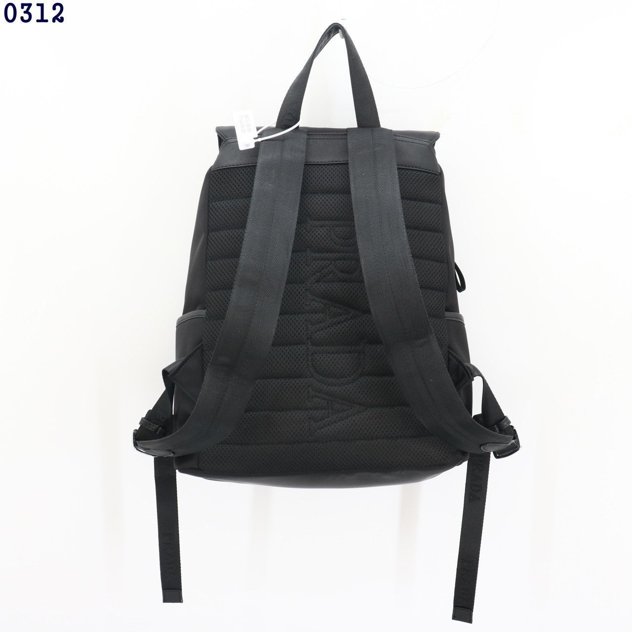 e_12bUd018svc1tt5ifz5q85yw_413zjm.jpg