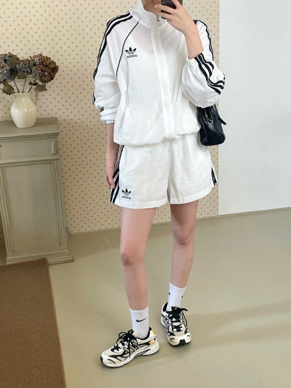 2_aa9Ud018svc1f94m34o63l5j_a7ff1p.jpg