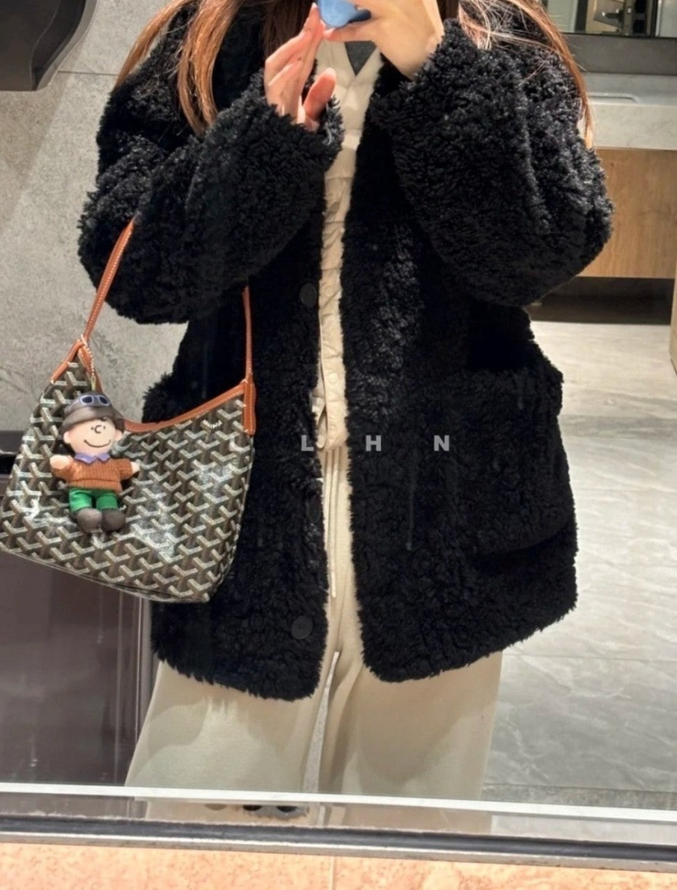 a_ib1Ud018svc1u4q2p4lxx51k_413zjm.jpg