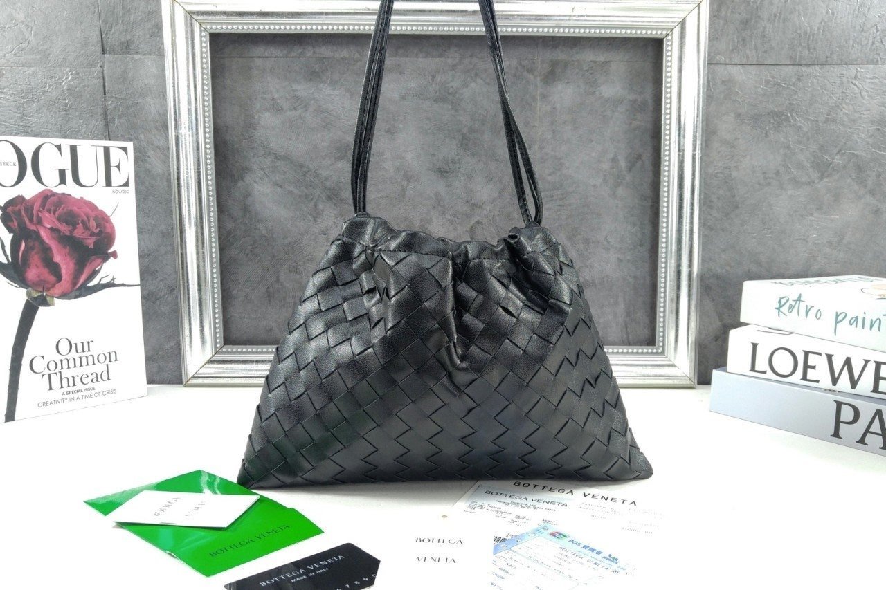0_9biUd018svc17y12nd9buwrm_413zjm.jpg