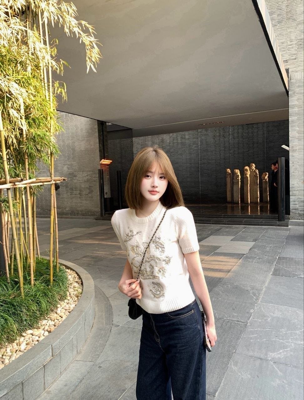 b_6bjUd018svc15zkcz7cq3iaz_4144s3.jpg