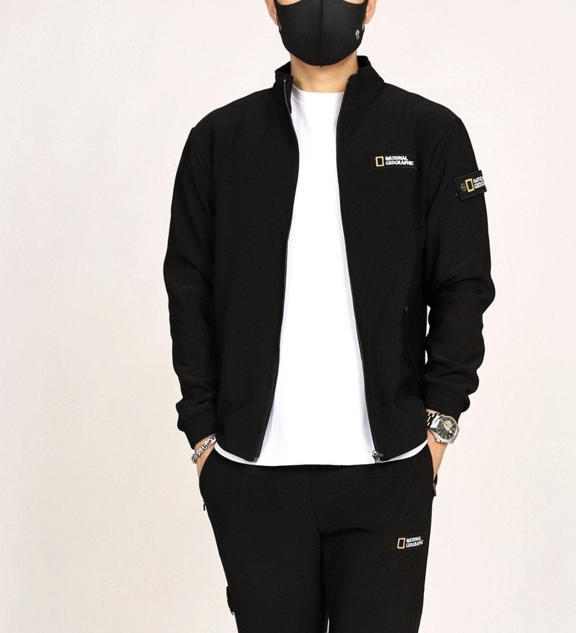 e_958Ud018svc111m1vdjs43si_uebtiq.jpg