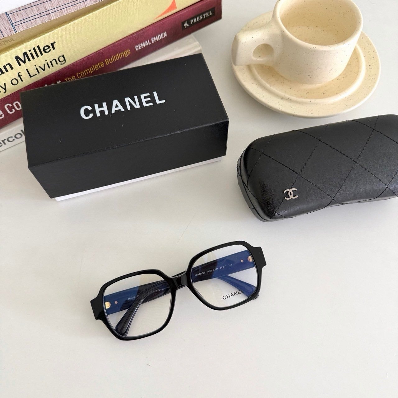 h_5baUd018svc9eh1byie73j1_eerwp9.jpg