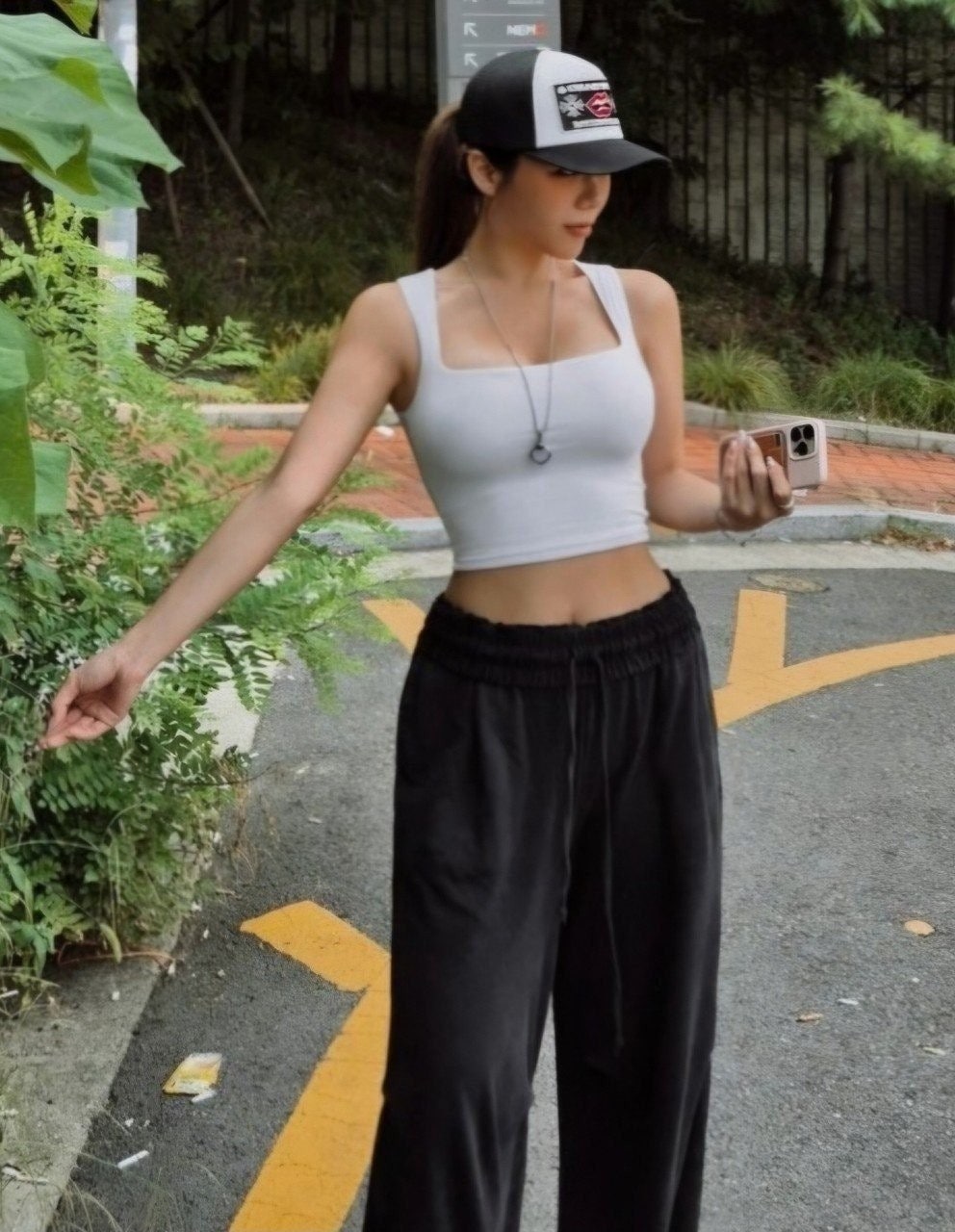 7_c16Ud018svc1kz83mwg23tzv_413zjm.jpg