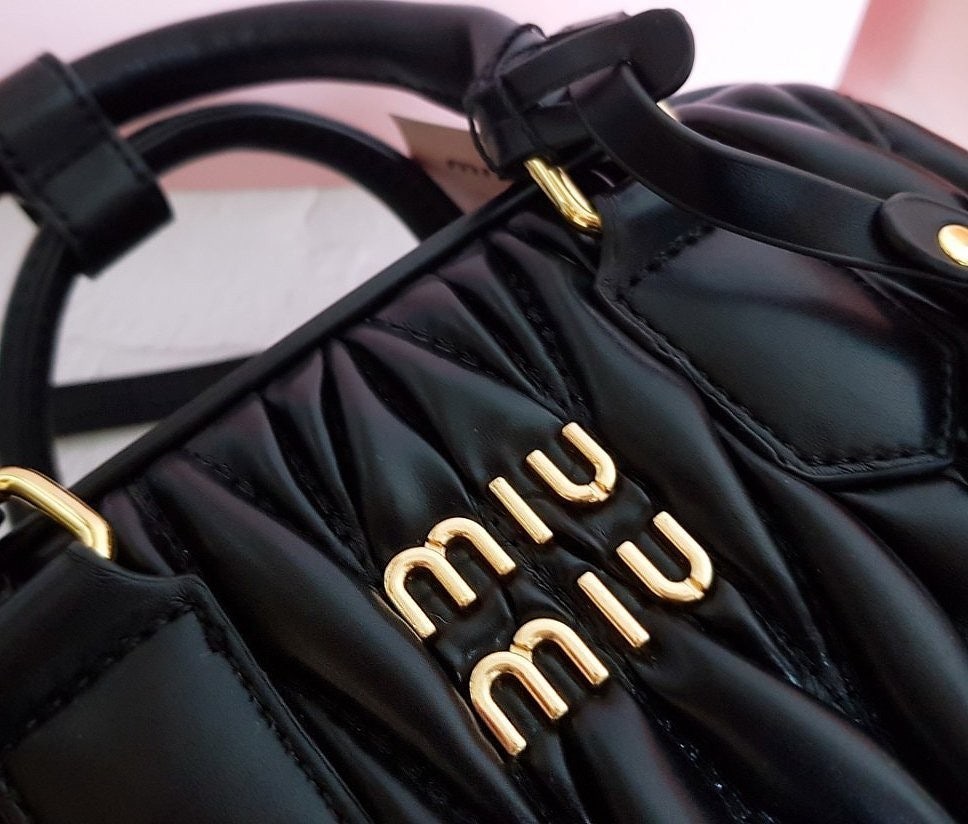 0_3ahUd018svcufxi75979vwa_413zjm.jpg