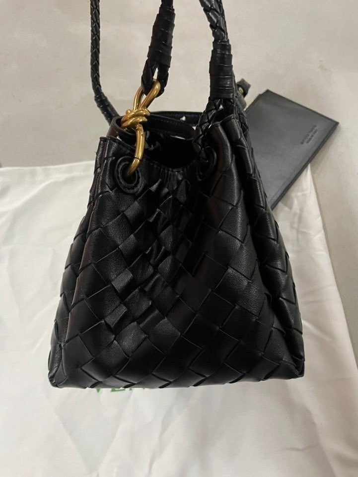 h_38fUd018svc1oyzs0lehkpqv_413zjm.jpg