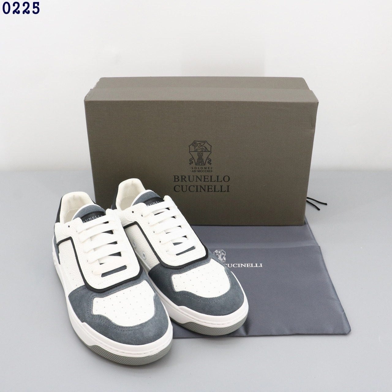 8_78aUd018svckf0i7xqo4em2_413zjm.jpg