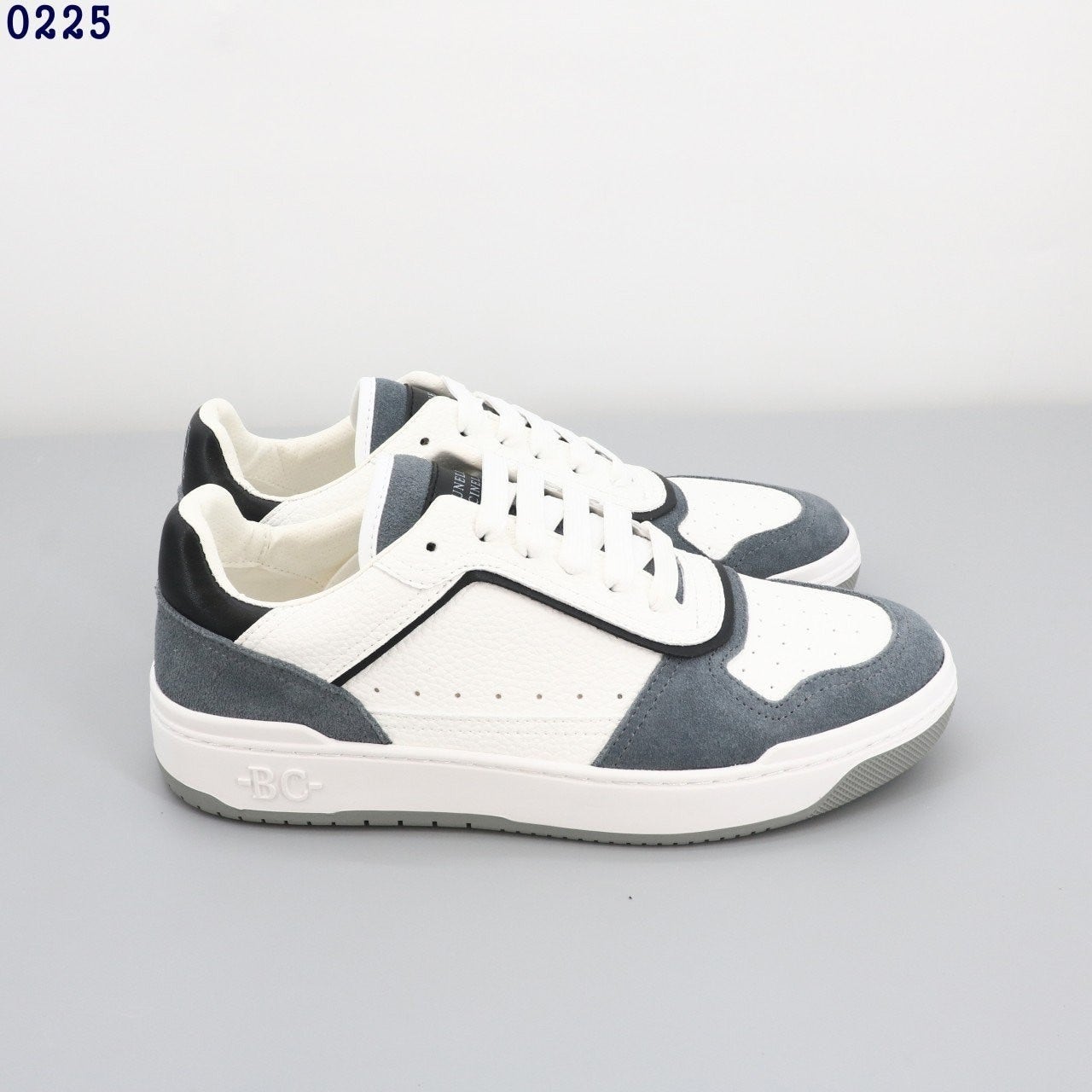 8_d8aUd018svc1sr1x50huaunn_413zjm.jpg