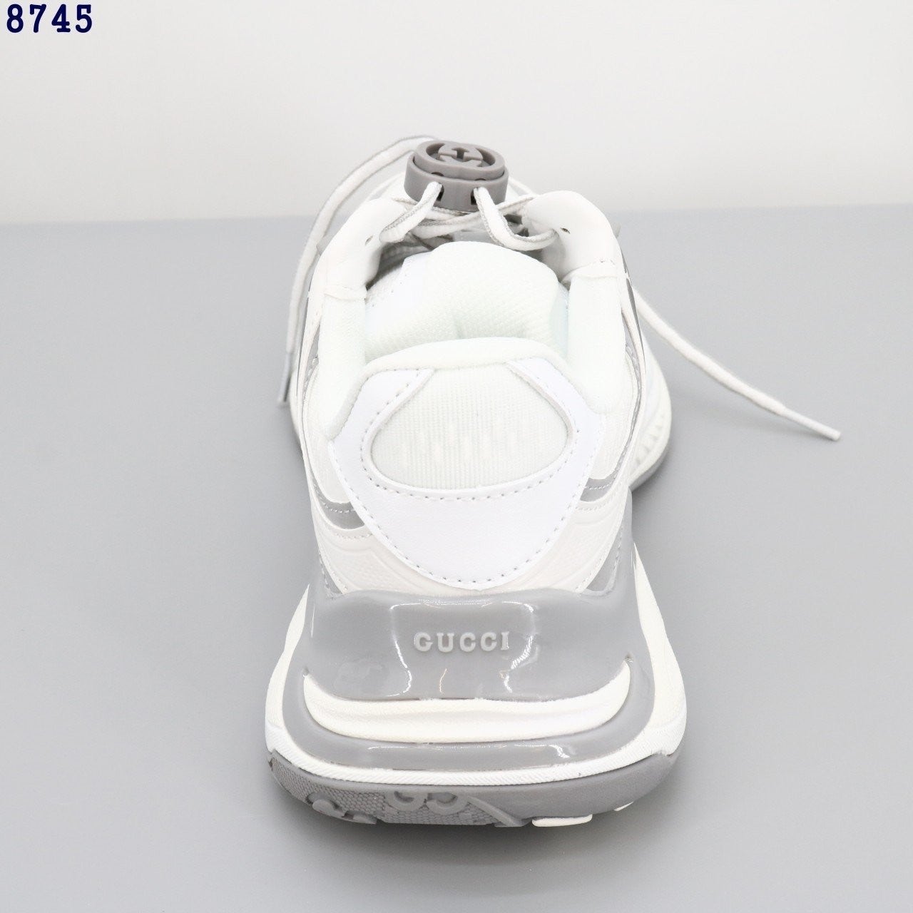 a_b88Ud018svc18wuz6vvq1igc_413zjm.jpg